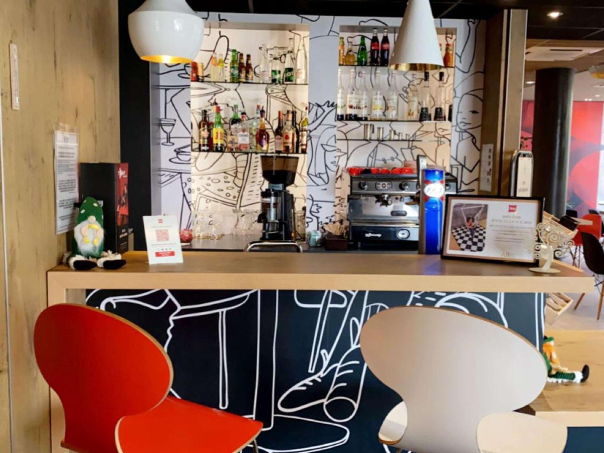 Ibis Toulon La Seyne Sur Mer Exterior photo